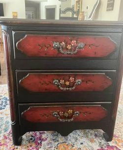 VINTAGE ORNATE WOOD HAND PAINTED FLORAL FLOWER ROSE VICTORIAN ACCENT SIDE OCCASIONAL TABLE STORAGE CHEST OF DRAWERS CABINET