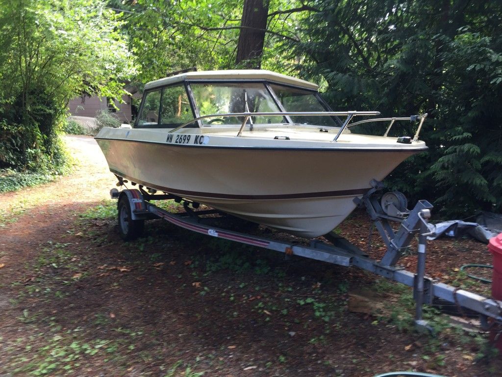 17' OLYMPIC BOAT (TRAILER INCLUDED)