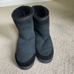 Ugg-like Grey/Black Booties, US W Size 8