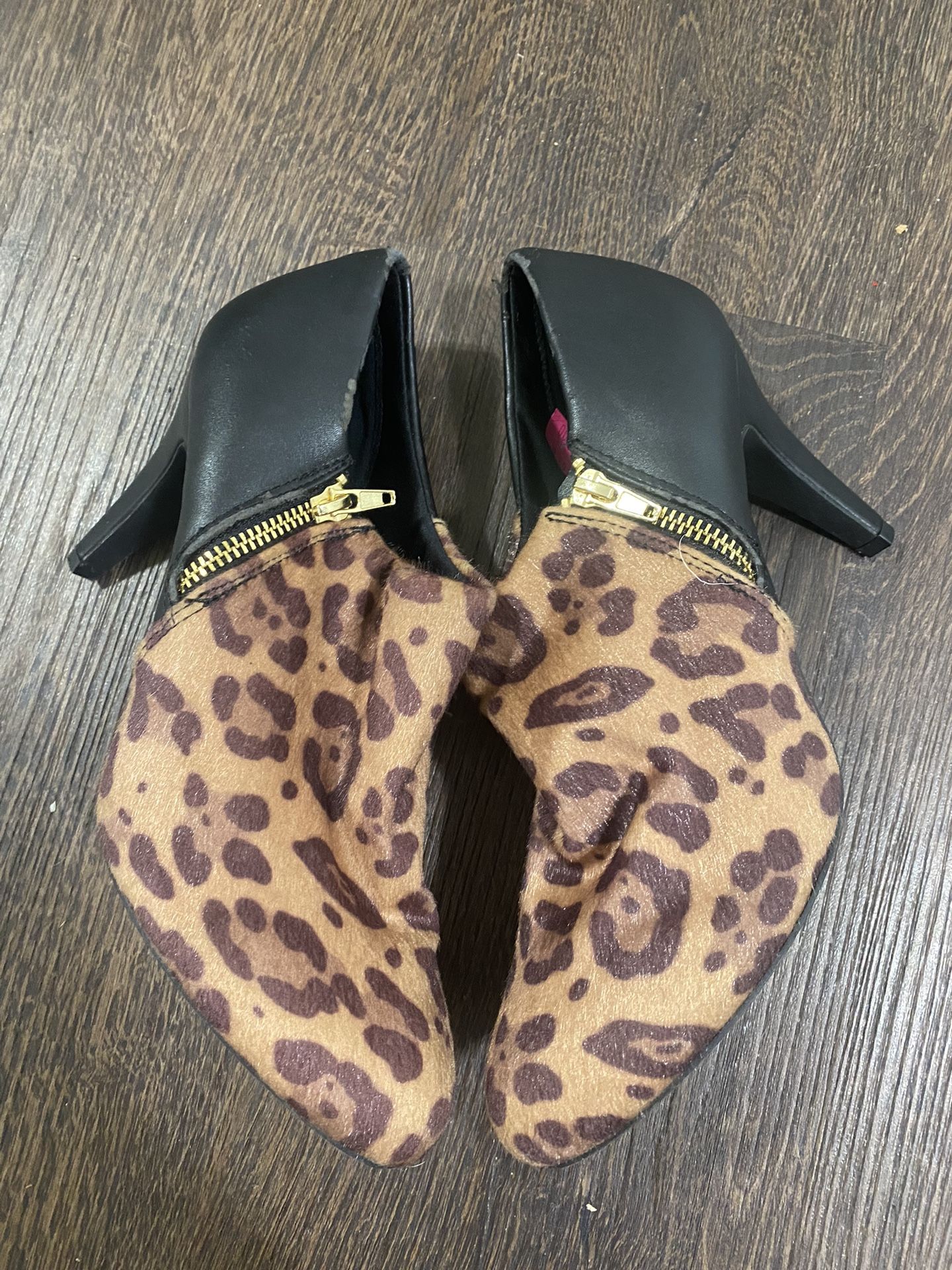 Womans Cheetah Boots Heels Size 10 By Dex Flex Comfort
