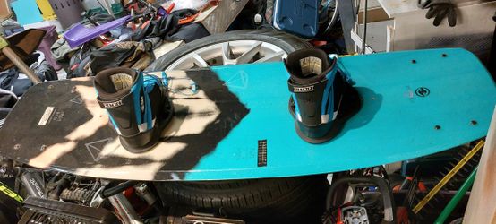 New Hyperlite 148 Wakeboard Never Been Used