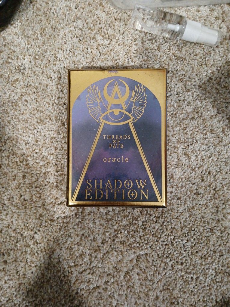 Threads Of Fate Oracle Deck (Shadow Edition)