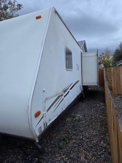 2006 Keystone Zeppelin II Camper for Sale!