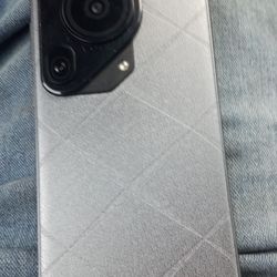 Android Cellphone 