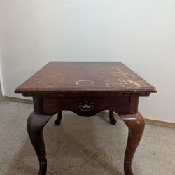 Free Side Table