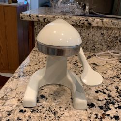 Antique Collectible Juicer