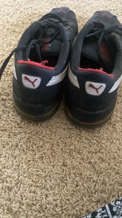 Puma Low-Top Sneakers