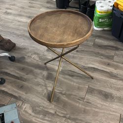 Foldable Circular Table