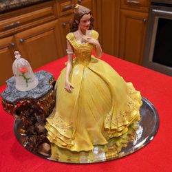 "New" Disney" "Belle" Figurine " Beauty & The Beast"  XMAS GIFT