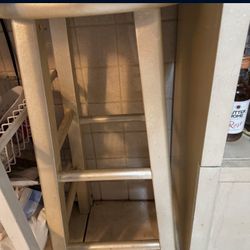 2 Stools