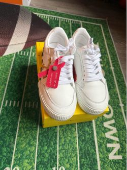 Off-White Sneakers