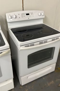 GE Glass Top Stove Electric Stove With Digital Display
