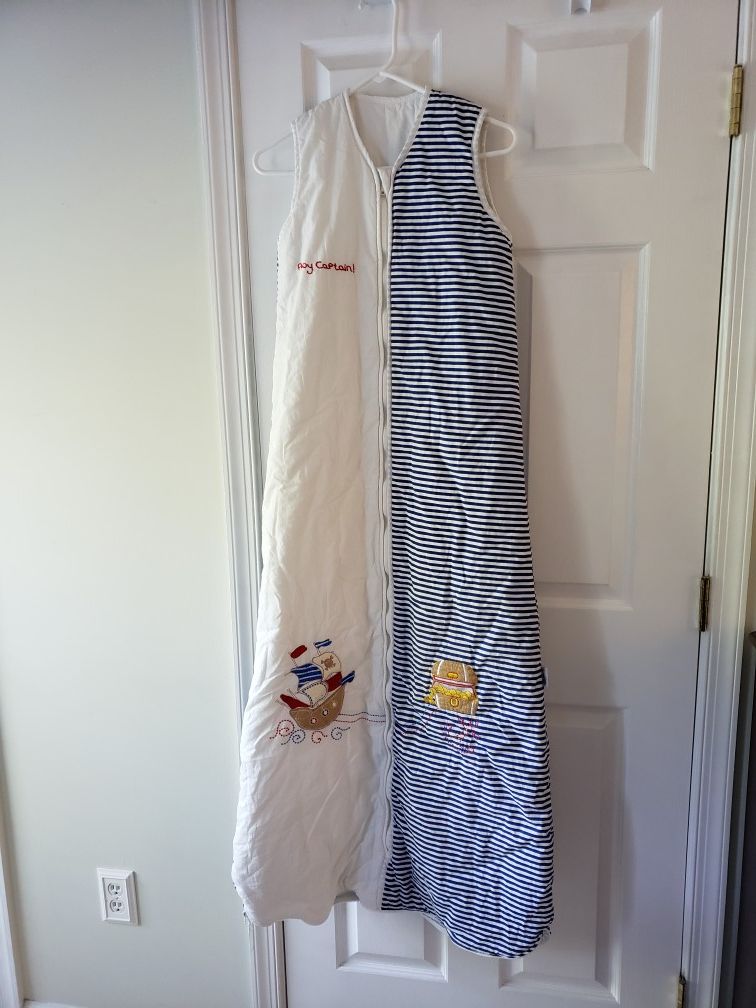 Kids sleeping bag by Slambersafe Pirates size 6-10