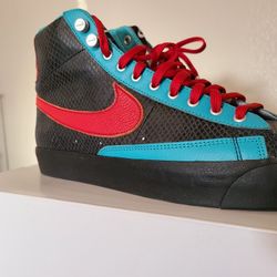 Nike Snakeskin Shoes!!!