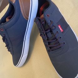 New Levi’s Men Shoes Size 10