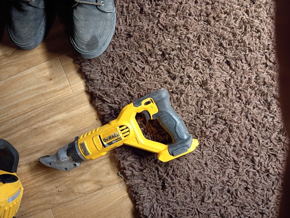 DeWalt 20vmax Metal Shear