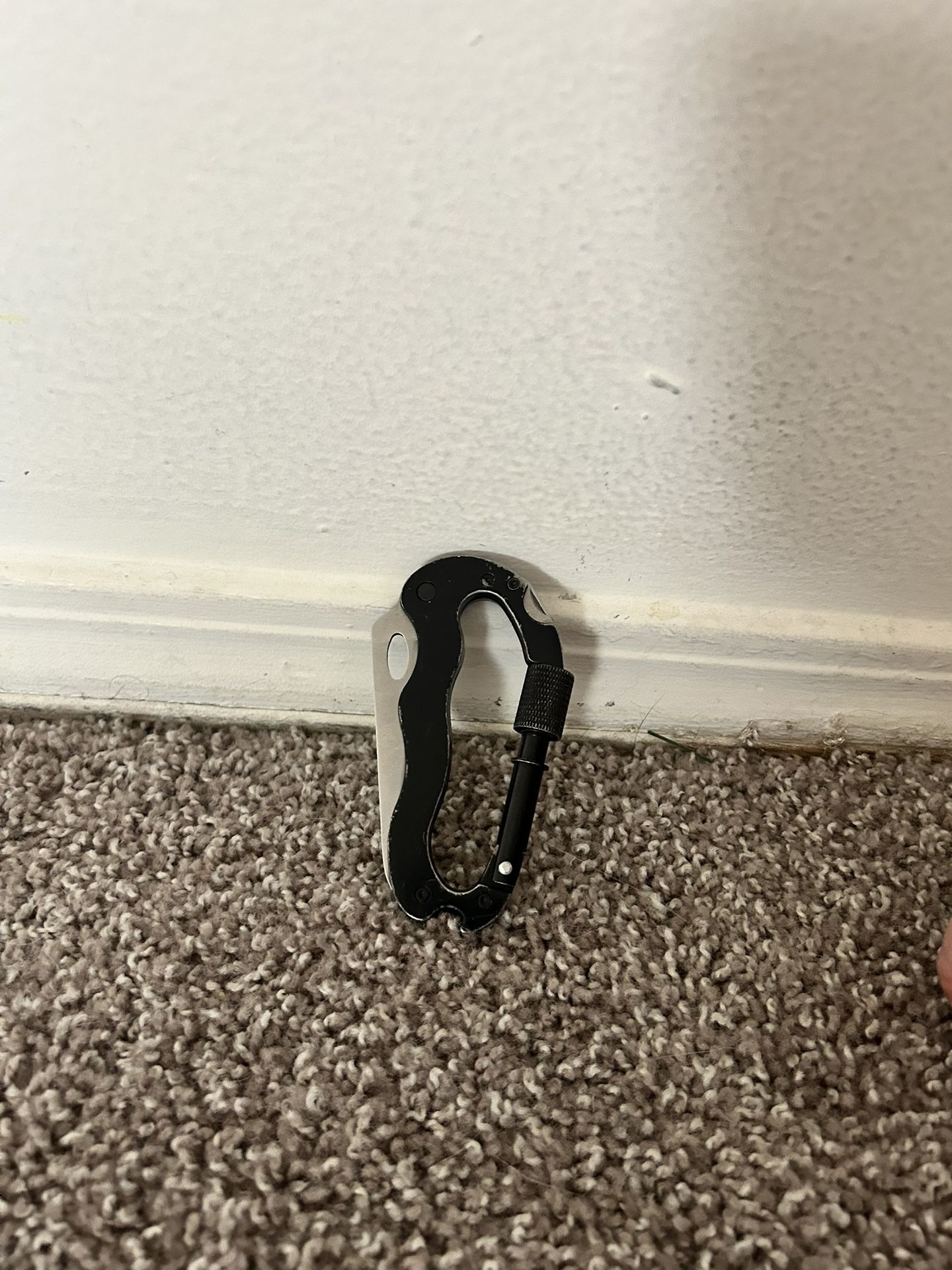 Carabiner Multi Tool