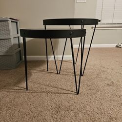 Round Nesting Tables