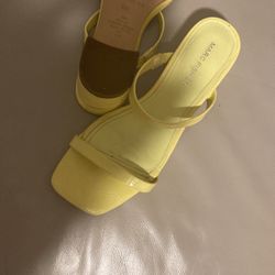 Yellow Sandals Marc Fisher size 5 1/2