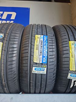 Accelera Iota EVT 225/50 ZR18 99W XL Tires