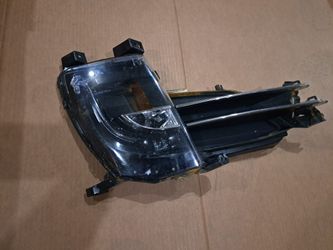 Tesla Model S Fog Lamp Right Side With Shutter 
