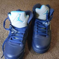 Air Jordan 5 Retro Navy Blue Sneakers