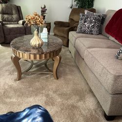 Family Room Furniture 