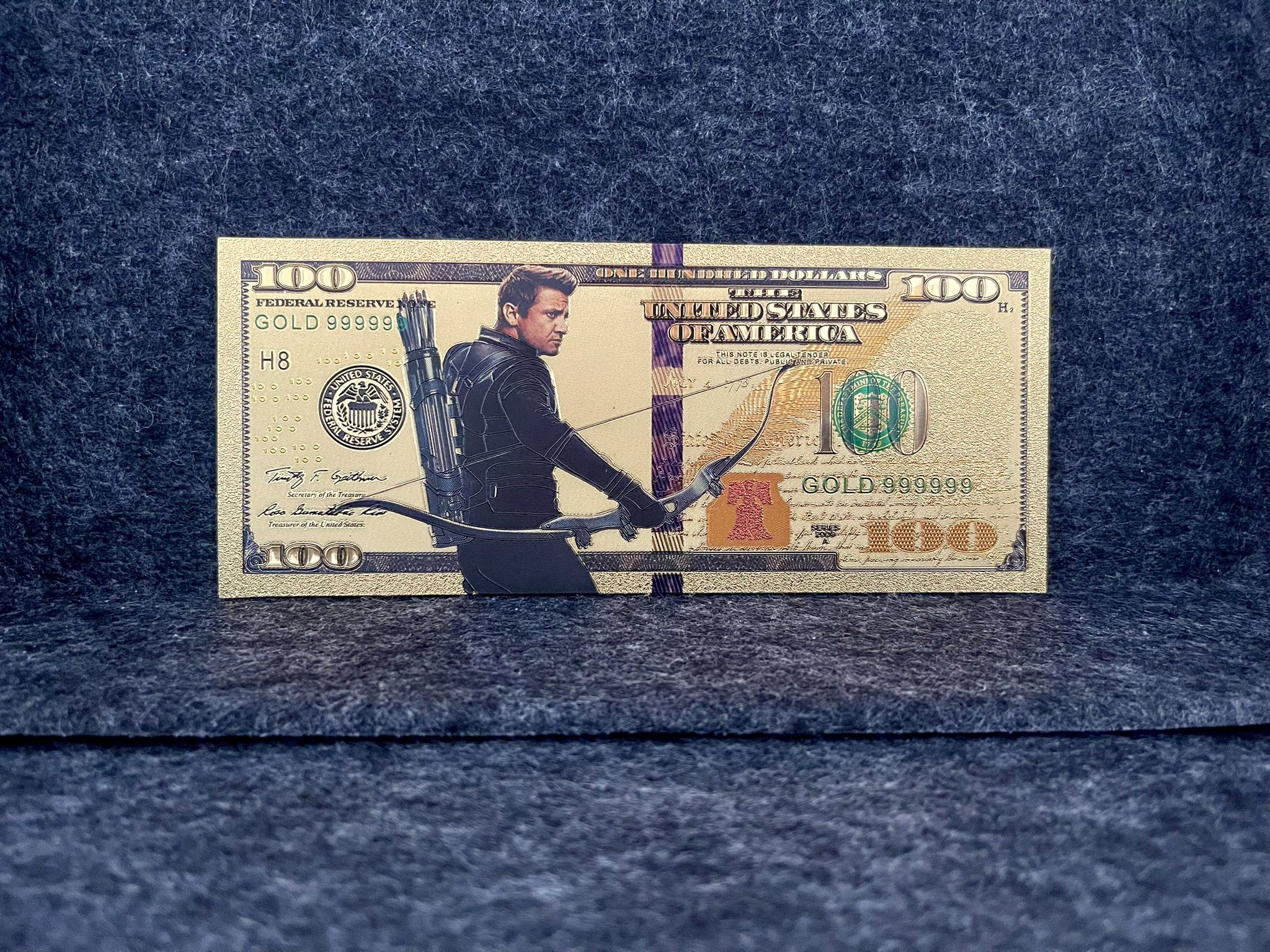 Hawkeyes Bow Marvel Super Hero 24k Gold plated $100 Note 