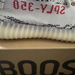Adidas Yeezy Boost 350 V2 Zebra 8.5