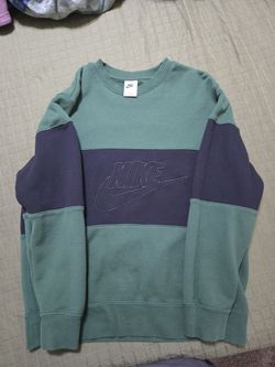 Nike crewneck
