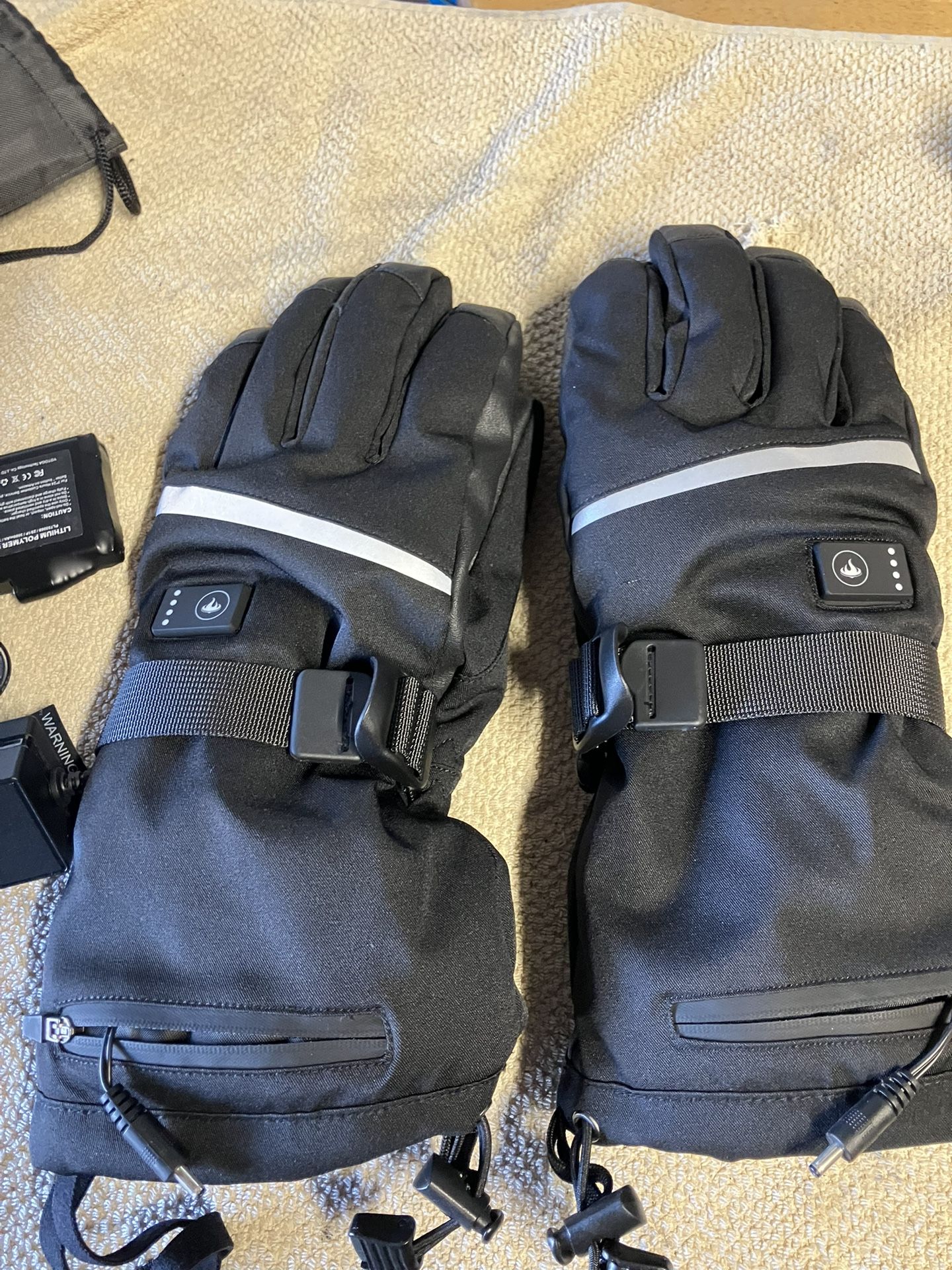 Electric Heated Snow Gloves
