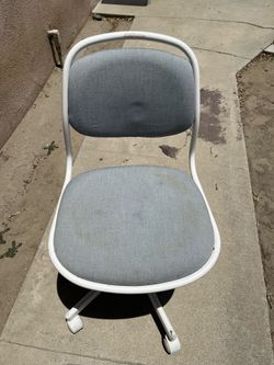 Free Chair