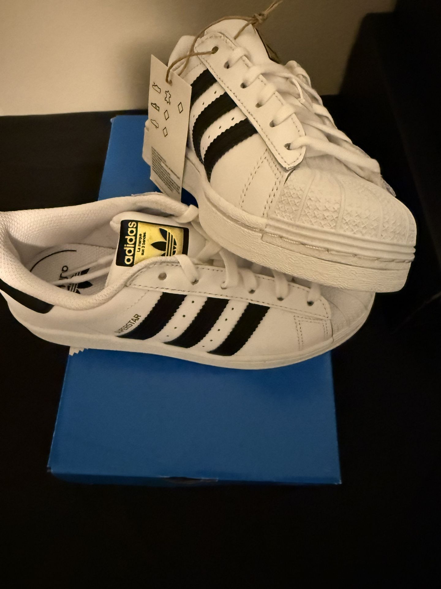 New Kids Adidas Superstar 2