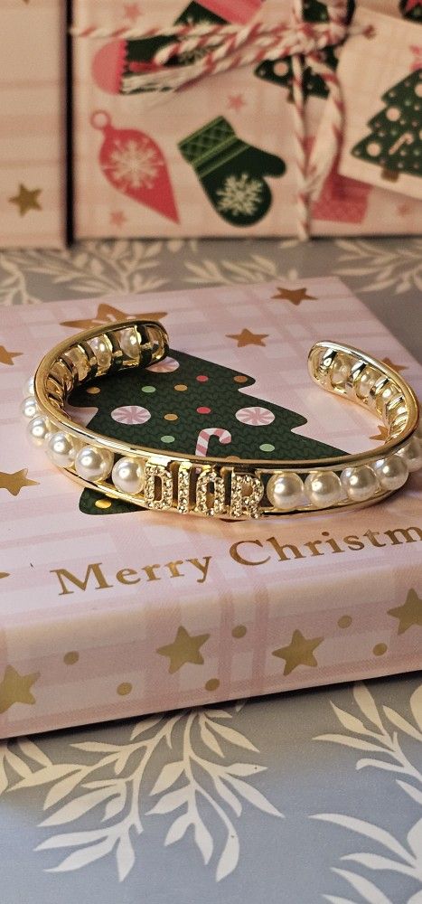 CD BRACELET