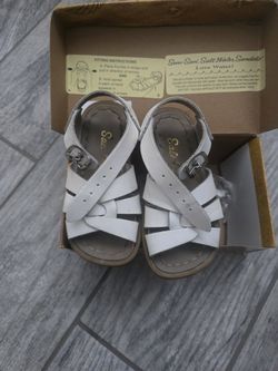 White Salt Water Sandals Size 6