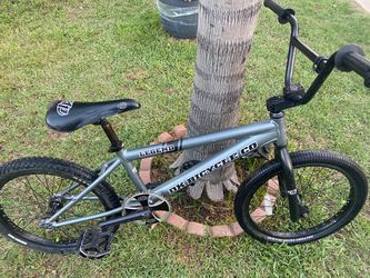 DK Bicycle Co Legend BMX Bike