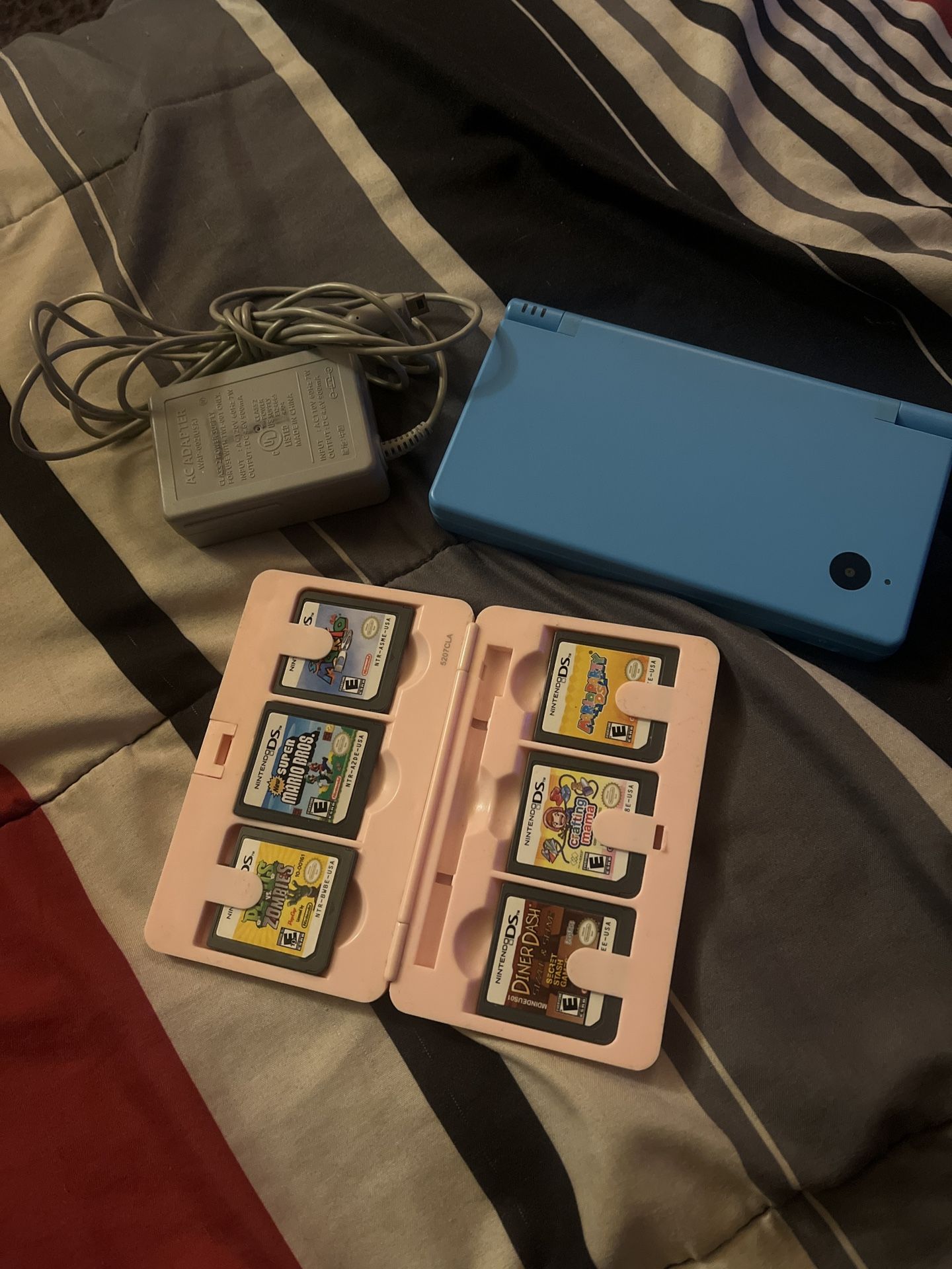 Nintendo DS Lite With Games