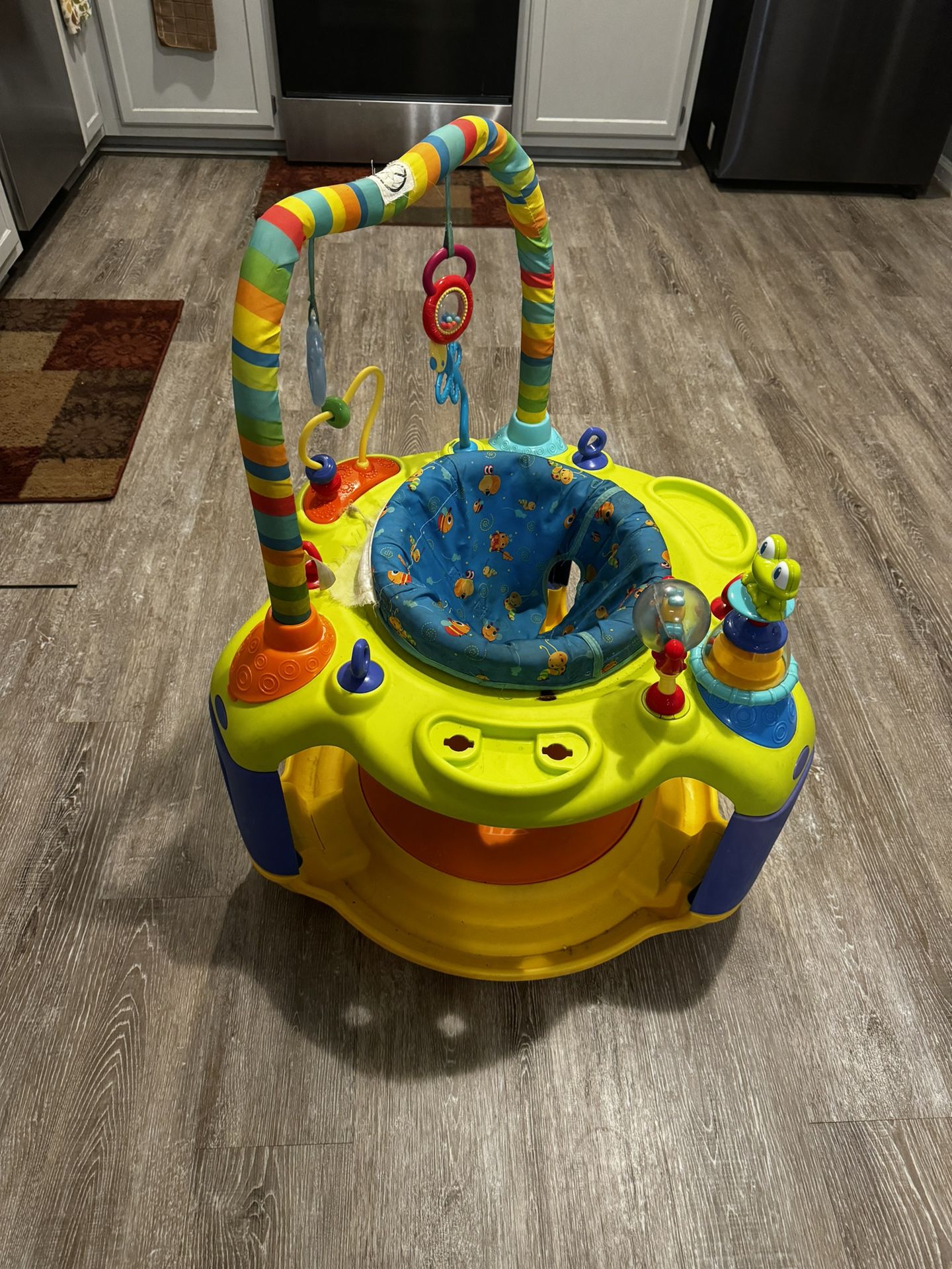 BABY JUMPER AND TOY SET! 