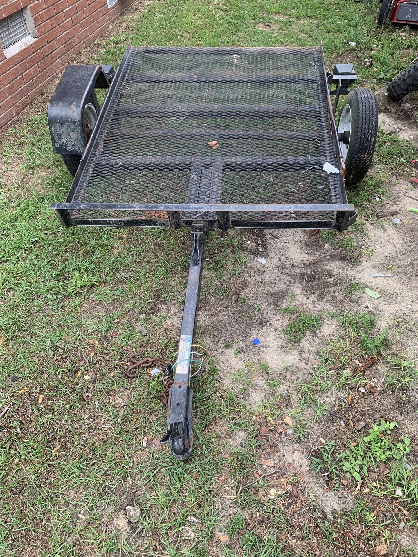 Used Carry-On Trailer 4-ft x 6-ft Wire Mesh Utility Trailer