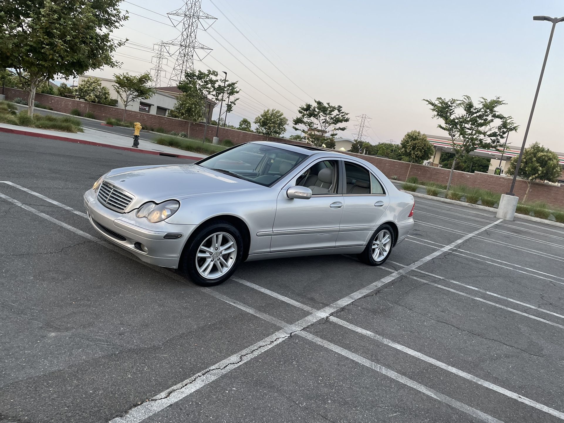 2001 Mercedes-Benz C320 (not Parts)
