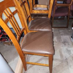 5 Counter Height Chairs