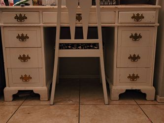 Vanity/desk