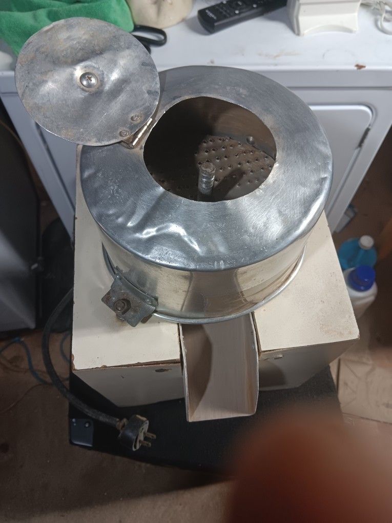 Banana And Coconut Grinding Machine