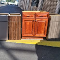 Cabinetes