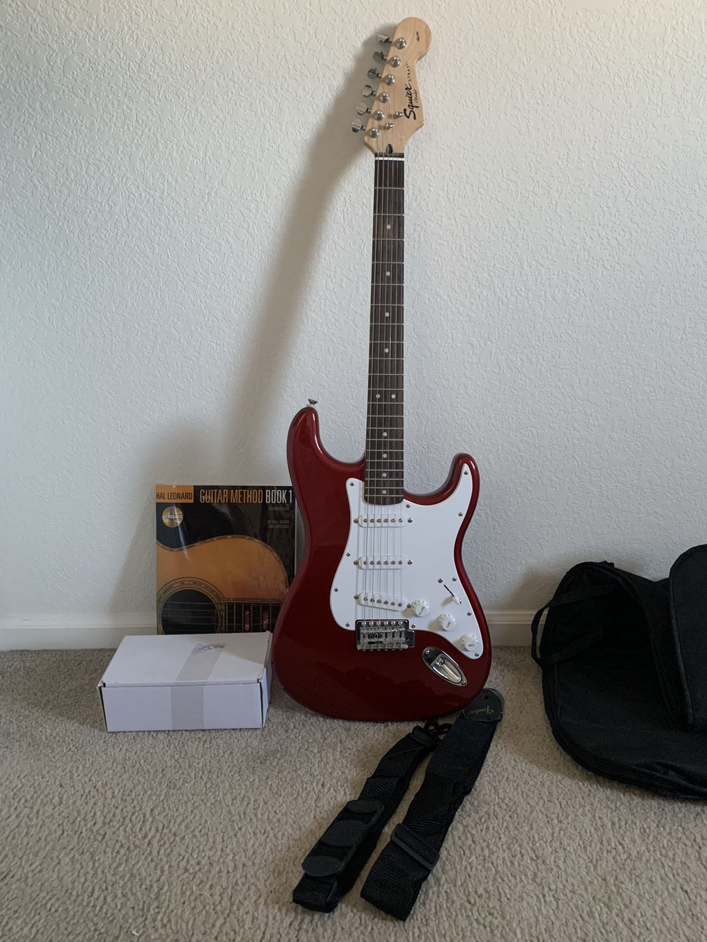 Fender Guitar w accessories