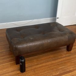 Pottery Barns Ottoman