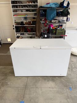 Chest freezer