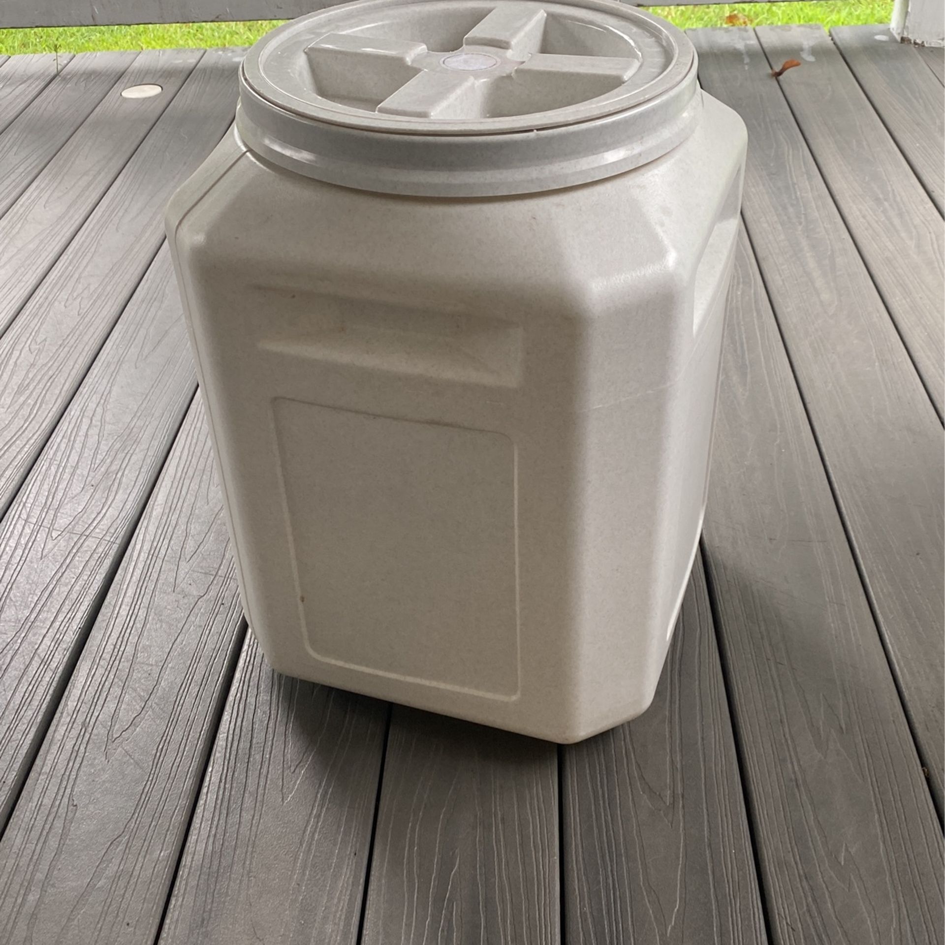 Pet Food Storage Container