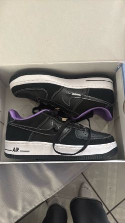 Nike air force 1s