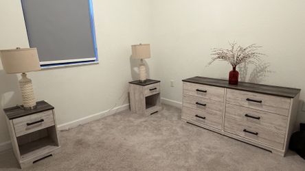 Dresser and 2 nightstands